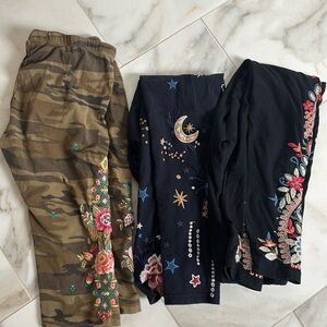 Lot of 3 pairs of Johnny was leggings size Small